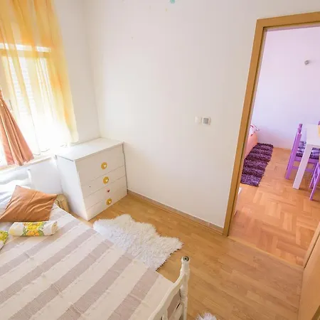 Aket Apartment Kastel Novi