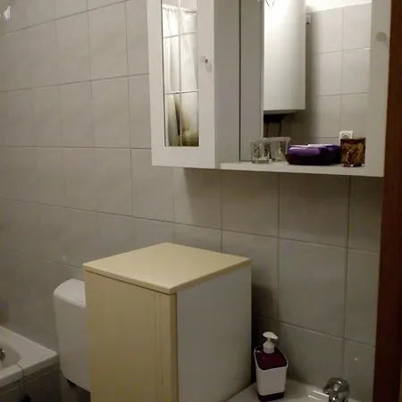 Aket * Kastel Novi